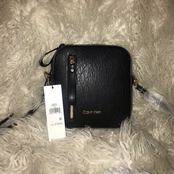 Calvin Klein North South Crossbody - Picture 1 of 4